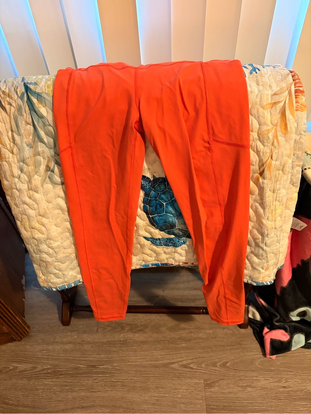 Woman’s Victoria Secret Coral Active Leggings